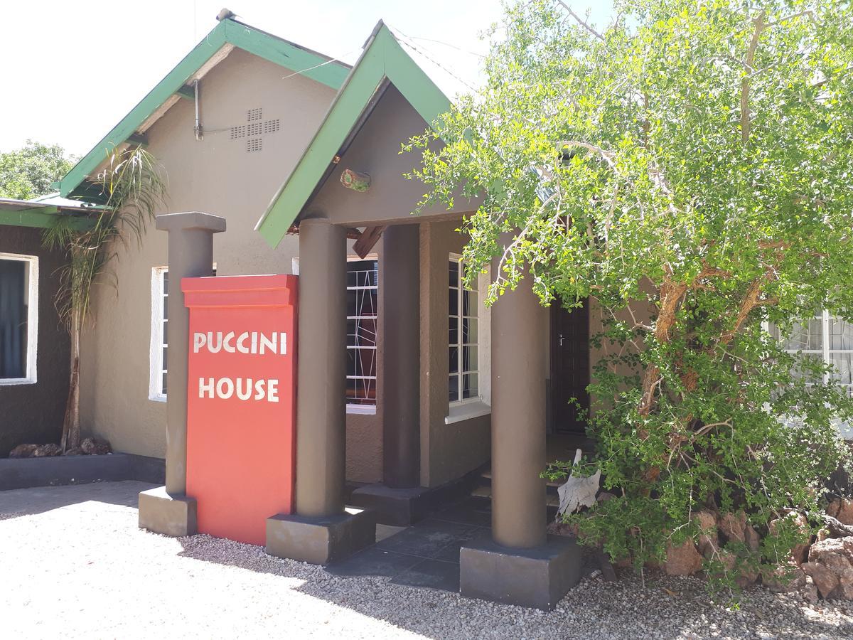 Puccini House Bed and Breakfast Windhoek Esterno foto