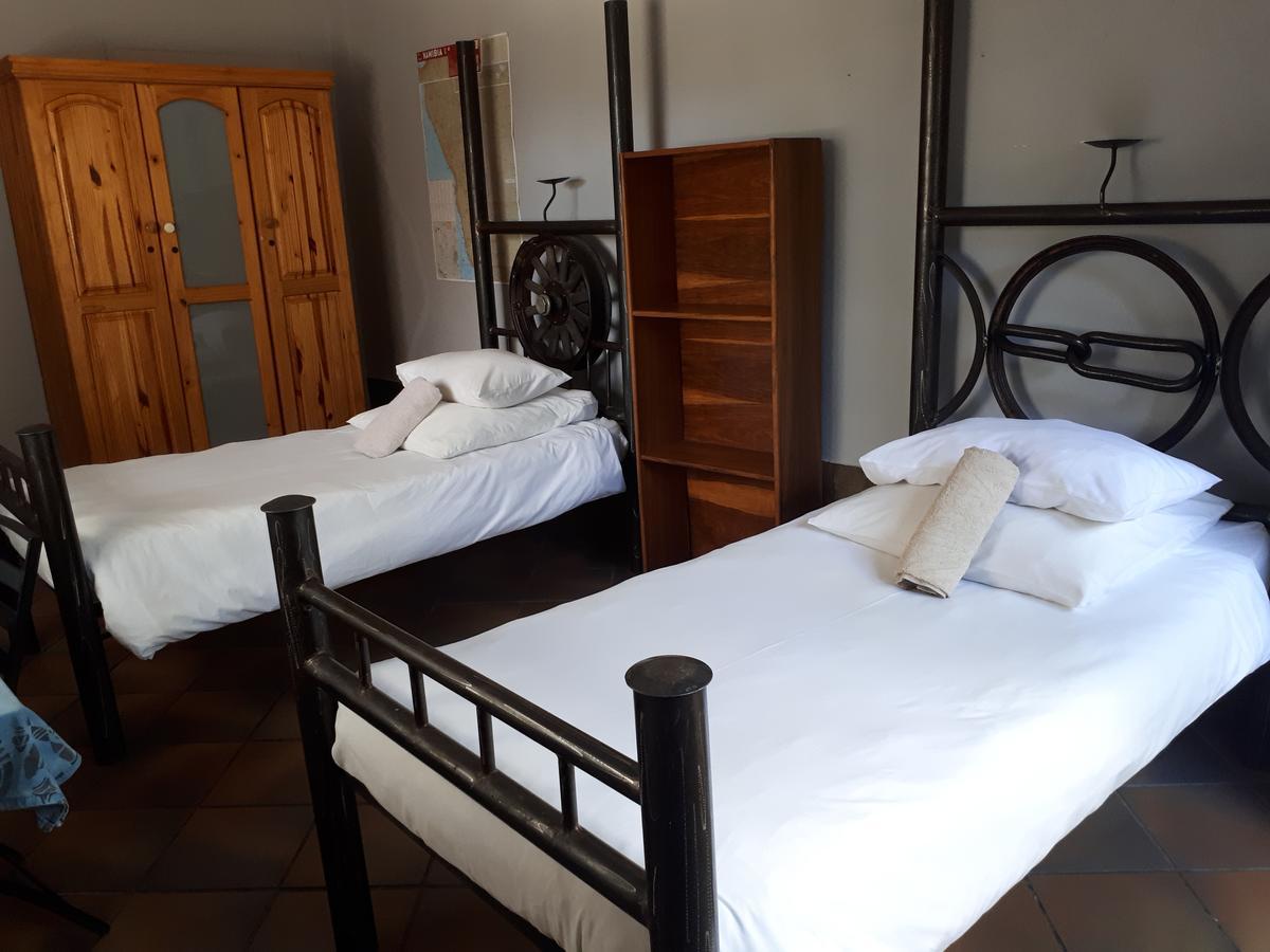 Puccini House Bed and Breakfast Windhoek Esterno foto