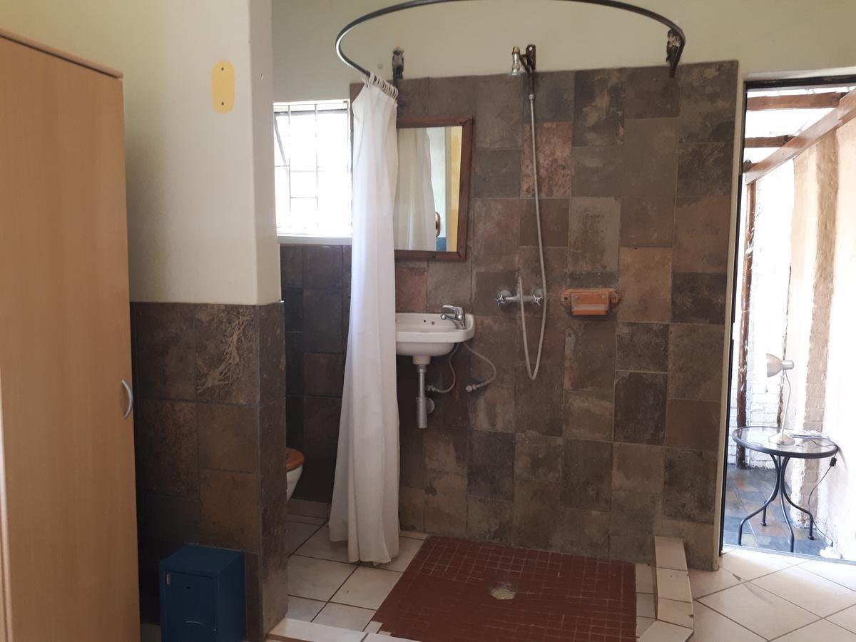 Puccini House Bed and Breakfast Windhoek Esterno foto