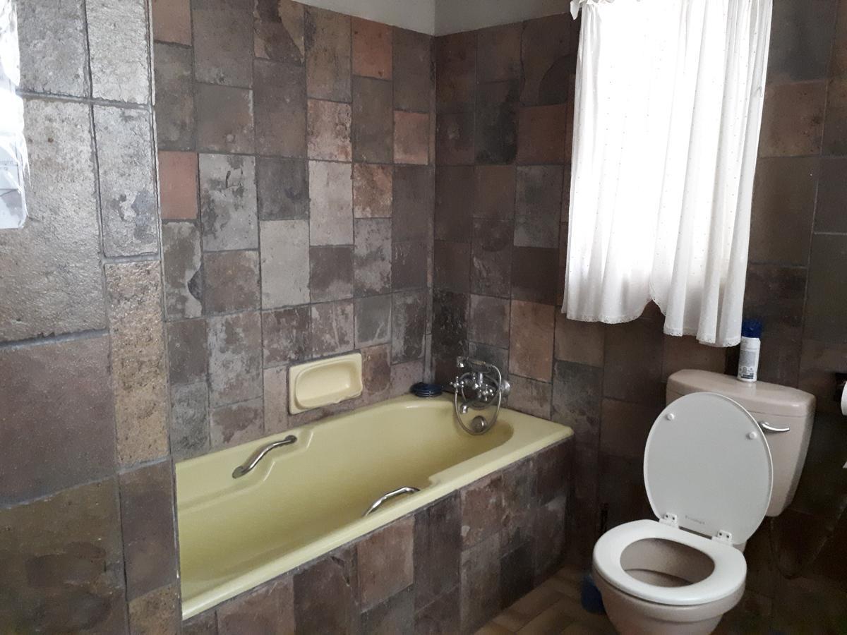 Puccini House Bed and Breakfast Windhoek Esterno foto